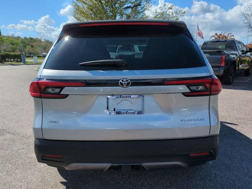 2024 Toyota Grand Highlander Platinum