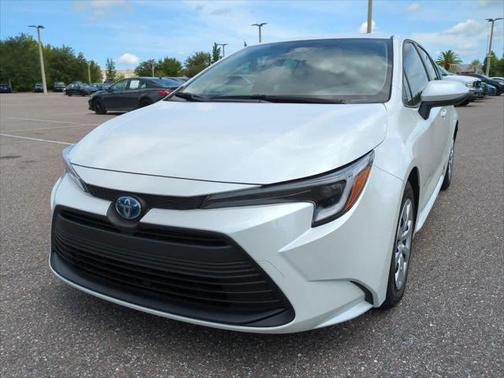 2025 Toyota Corolla Hybrid LE