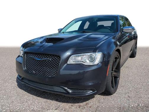 2018 Chrysler 300 Touring
