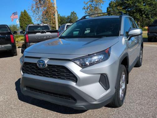 2022 Toyota RAV4 Hybrid LE