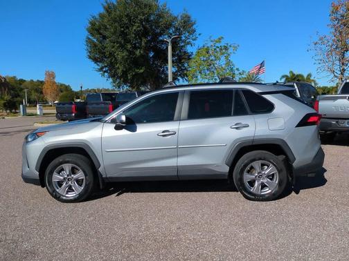 2022 Toyota RAV4 Hybrid LE