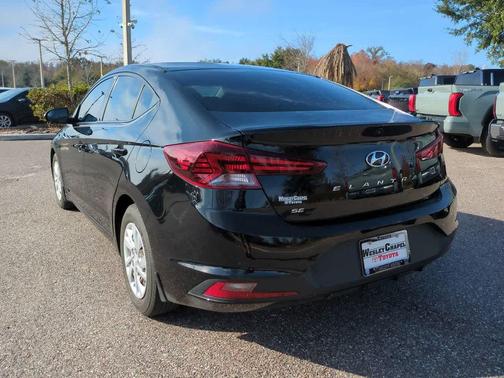 2020 Hyundai ELANTRA SE