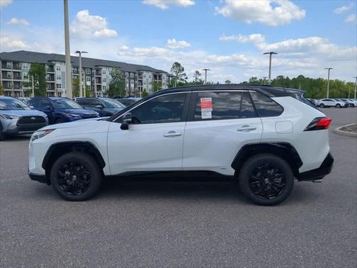 2025 Toyota RAV4 Hybrid SE