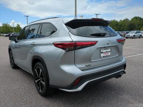 2022 Toyota Highlander XSE