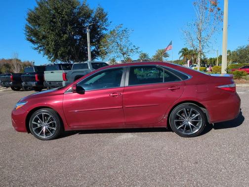 2016 Toyota Camry XSE