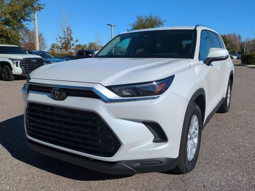 2025 Toyota Grand Highlander XLE