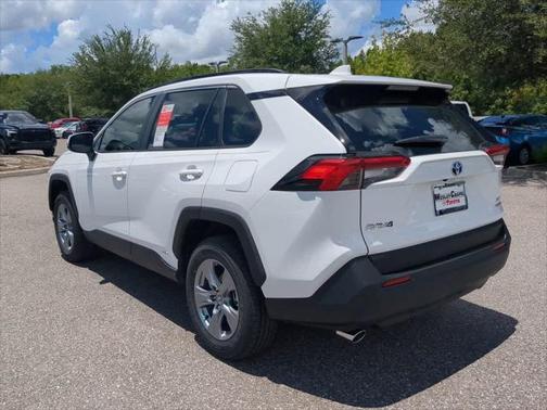 2025 Toyota RAV4 Hybrid XLE