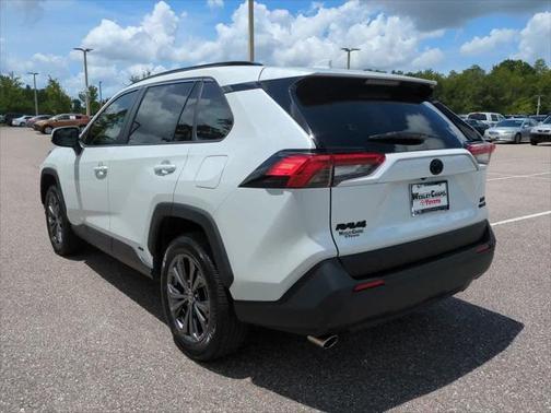 2023 Toyota RAV4 Hybrid XLE Premium