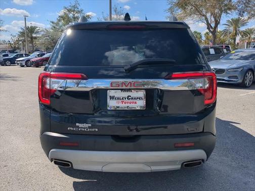2023 GMC Acadia FWD SLT