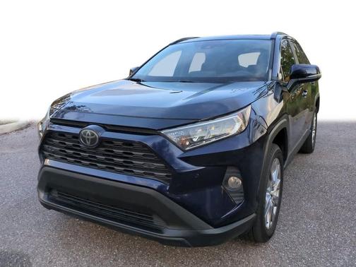 2020 Toyota RAV4 XLE Premium