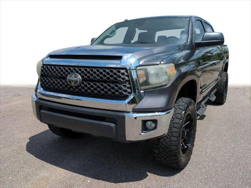 2018 Toyota Tundra SR5
