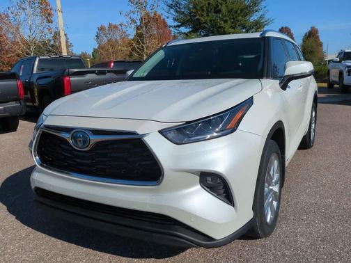 2022 Toyota Highlander Hybrid Limited