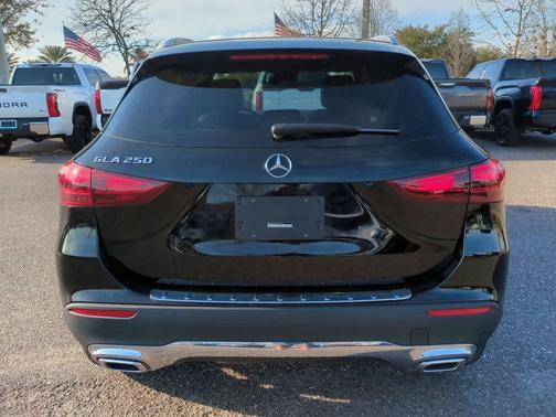 2025 Mercedes-Benz GLA 250 4MATIC