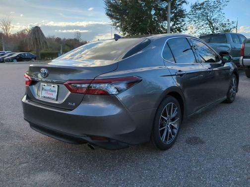 2021 Toyota Camry XLE