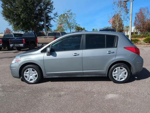 2012 Nissan Versa 1.8 S