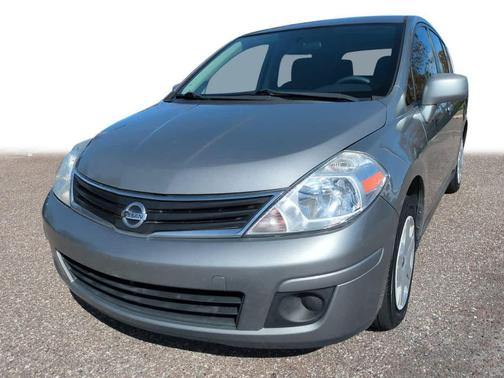 2012 Nissan Versa 1.8 S