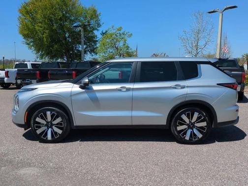 2025 Mitsubishi Outlander SE 2.5 S-AWC