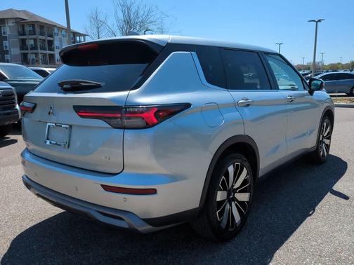 2025 Mitsubishi Outlander SE 2.5 S-AWC