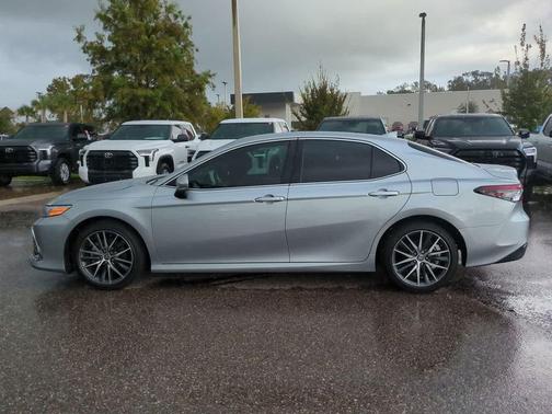 2023 Toyota Camry XLE