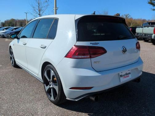 2018 Volkswagen Golf GTI 2.0T S 4-Door