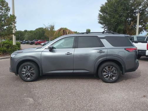 2022 Nissan Pathfinder SV 2WD