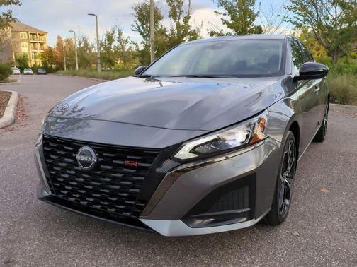 2025 Nissan Altima SR AWD