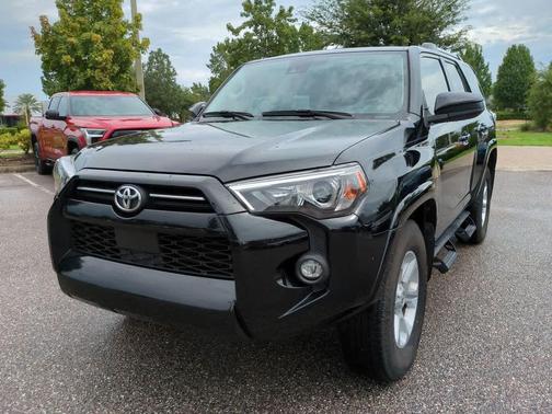 2022 Toyota 4Runner SR5