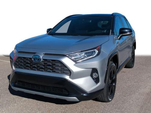 2021 Toyota RAV4 Hybrid SE