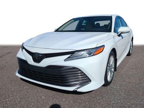 2019 Toyota Camry XLE