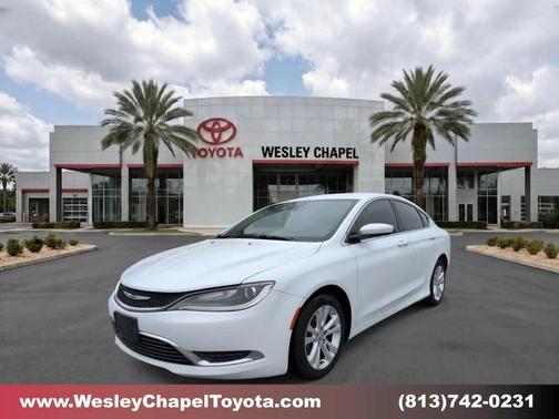 Bright White Clearcoat 2016 Chrysler 200 Limited
