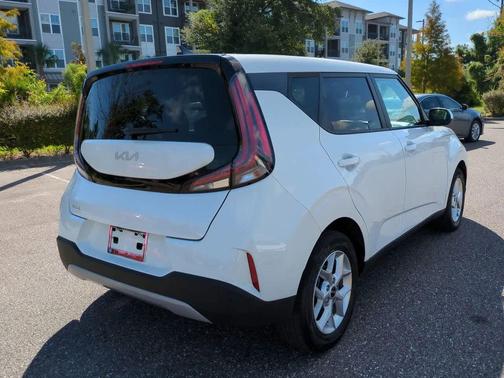 2024 Kia Soul LX