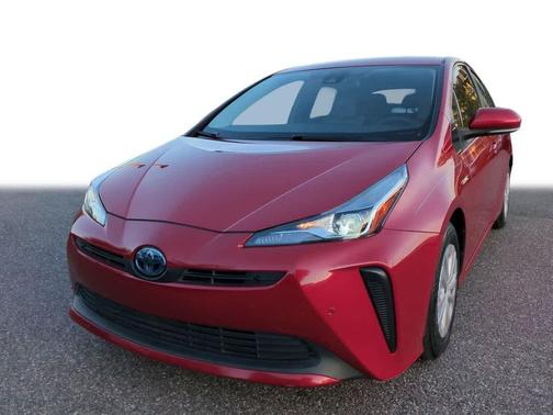 2021 Toyota Prius LE