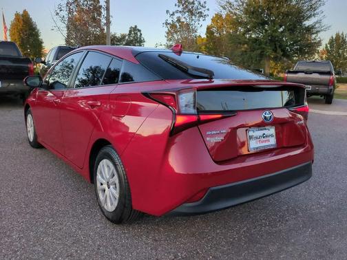 2021 Toyota Prius LE