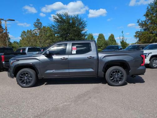 2026 Toyota Tundra Hybrid Platinum