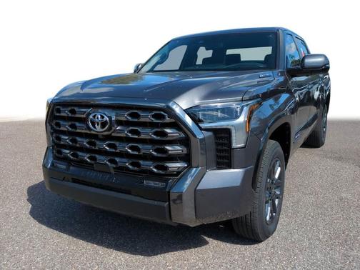 2026 Toyota Tundra Hybrid Platinum