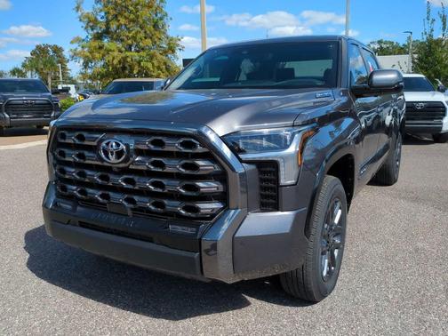 2026 Toyota Tundra Hybrid Platinum