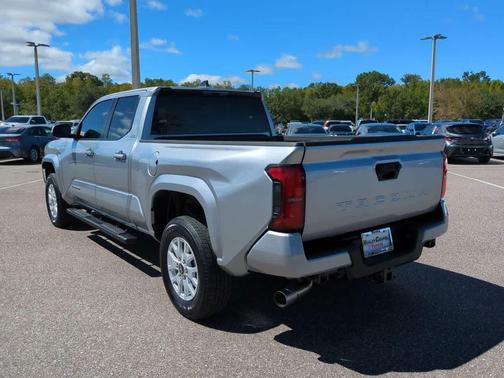 2024 Toyota Tacoma SR5