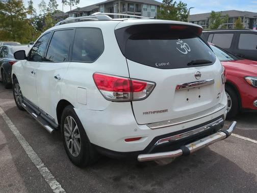 2014 Nissan Pathfinder SL