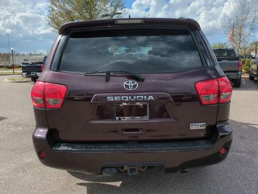 2012 Toyota Sequoia SR5