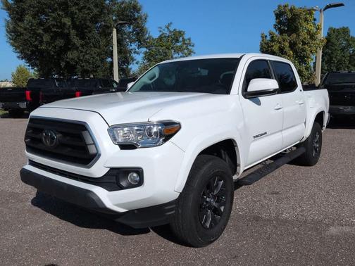 Ice Cap 2023 Toyota Tacoma SR5