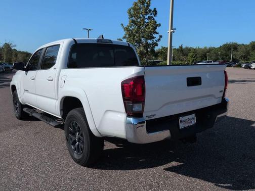 Ice Cap 2023 Toyota Tacoma SR5