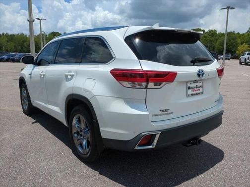 2019 Toyota Highlander Hybrid Platinum