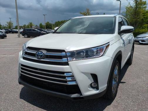 2019 Toyota Highlander Hybrid Platinum