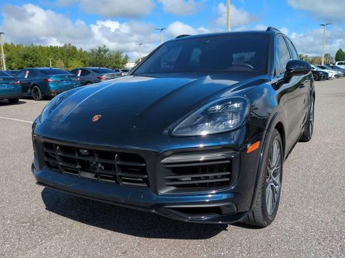 2021 Porsche Cayenne GTS