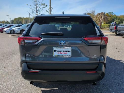 2024 Toyota RAV4 Hybrid LE