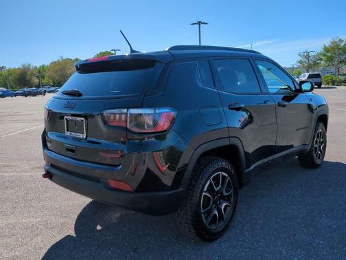 2025 Jeep Compass Trailhawk