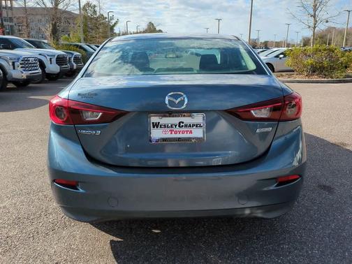 2016 Mazda Mazda3 i Sport