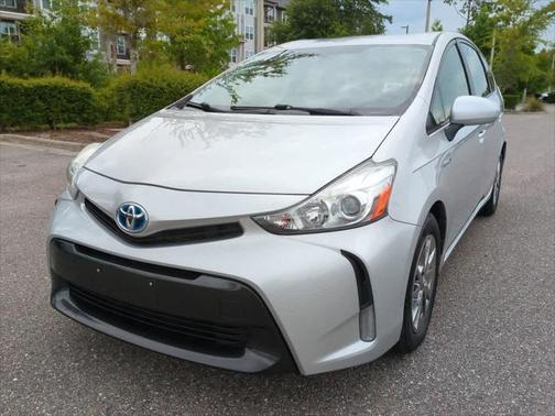2015 Toyota Prius v Four