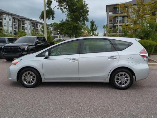 2015 Toyota Prius v Four
