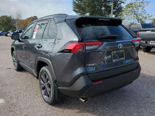 2025 Toyota RAV4 Hybrid XLE Premium